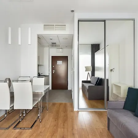 Comfort 629 Apartment Warsaw