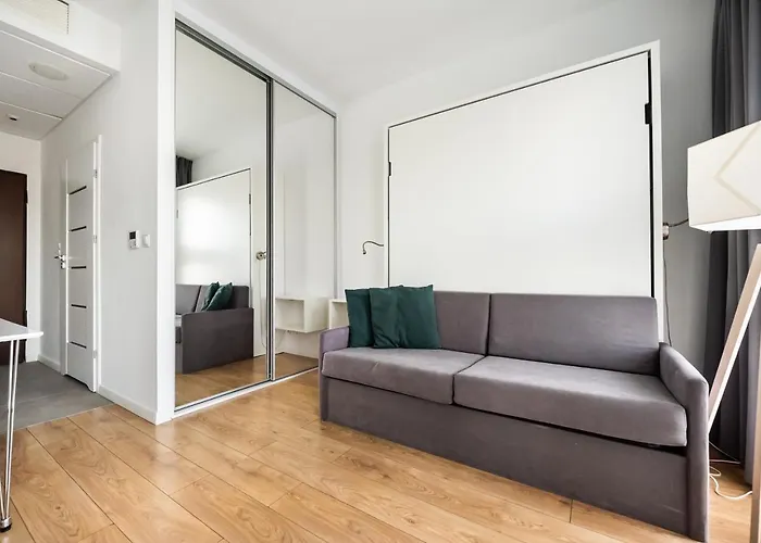 Comfort 629 By Bookinghost * Warszawa